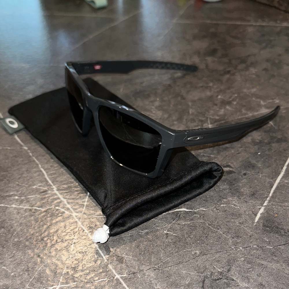 Oakley Targetline Dark Gray Sunglasses